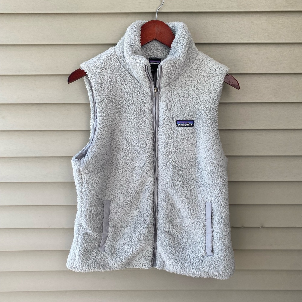 🌈 Patagonia Gray Fleece Vest for Cozy Layering